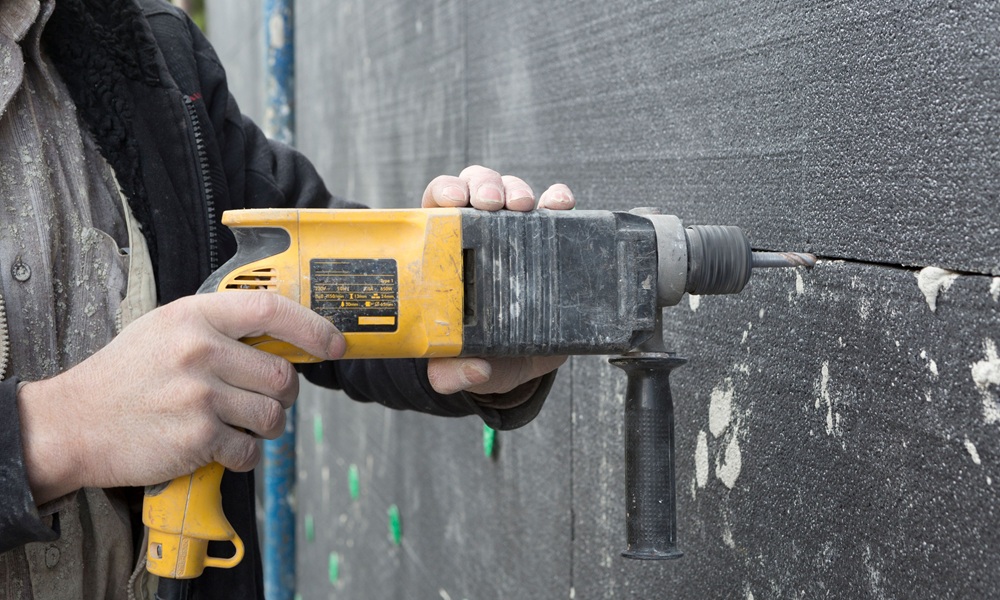 Insulated exterior wall improving energy efficiency in UK home